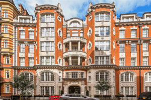 Lincoln House, Basil Street, Knightsbridge, London, SW3